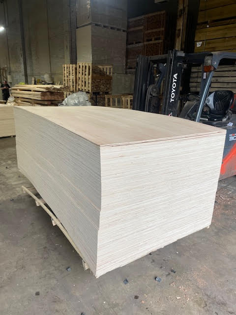 5.5MM EXTERIOR HARDWOOD PLYWOOD 8X4 SHEET - £14