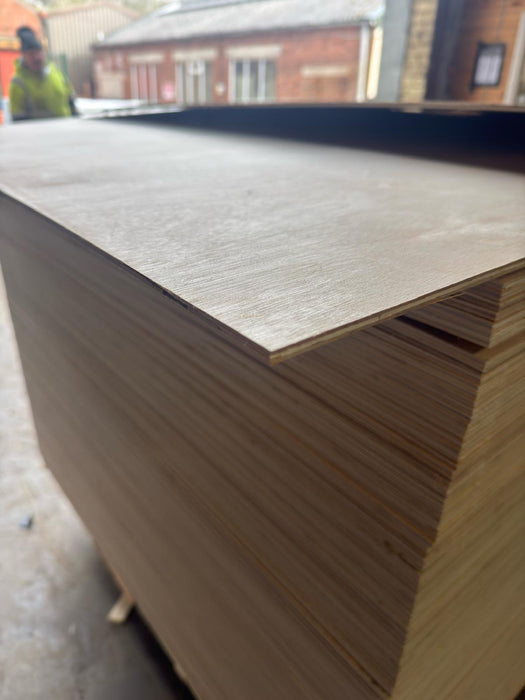 18MM EXTERIOR HARDWOOD PLYWOOD 8X4 SHEET - £28
