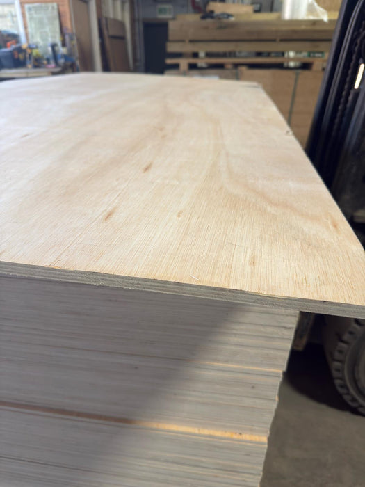 18MM EXTERIOR HARDWOOD PLYWOOD 8X4 SHEET - £28