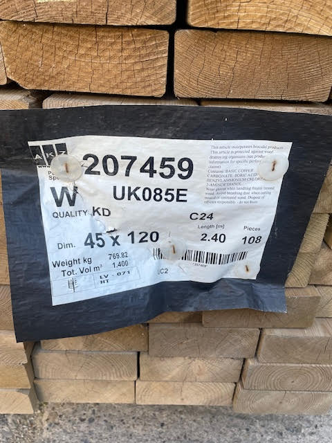 5X2 TREATED TIMBER DECKING / ROOF / FLOOR / PLANTERS JOIST C24 GRADED - 2.4M LENGTH