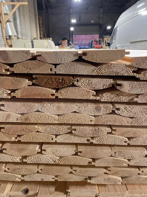 PINE T&G REDWOOD *THICK* LOGLAP CLADDING 85X25 - 4.8M LENGTH - £8